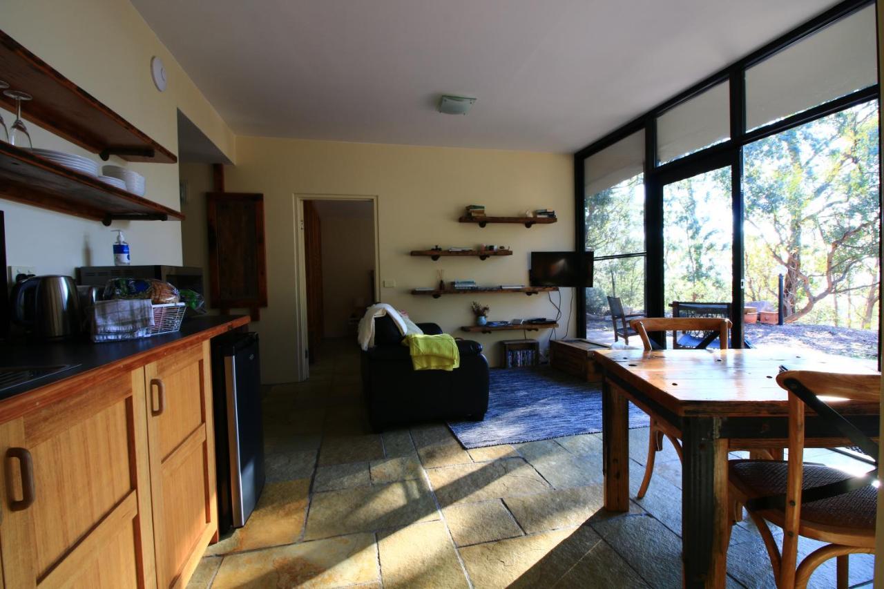 Down To Earth Farm Retreat Lejlighed Sarsfield Eksteriør billede