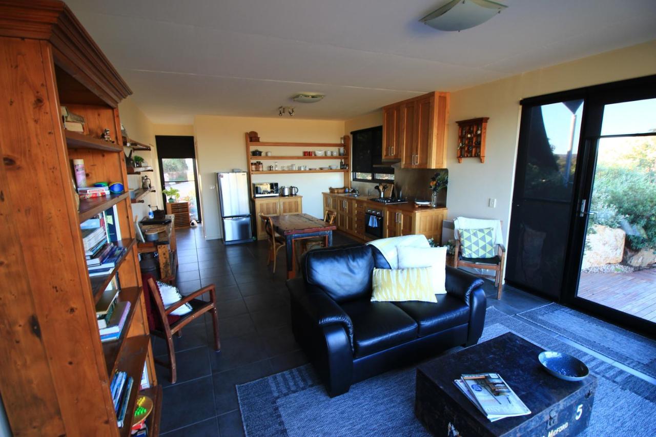 Down To Earth Farm Retreat Lejlighed Sarsfield Eksteriør billede